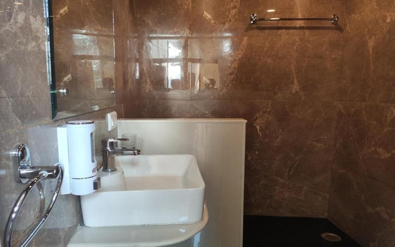 Hotel Le Talbot Simlá Kültér fotó