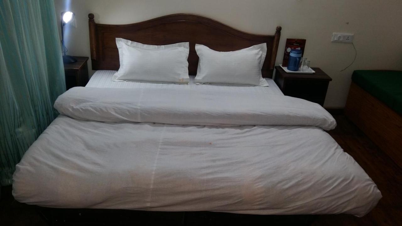 Hotel Le Talbot Simlá Kültér fotó